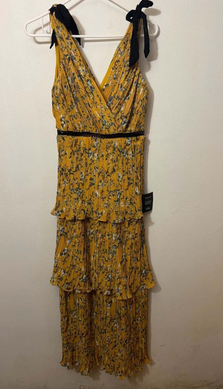 Lulus Such Sophistication Yellow Floral Print Pleated Tiered Maxi Dress - Picture 3 of 7
